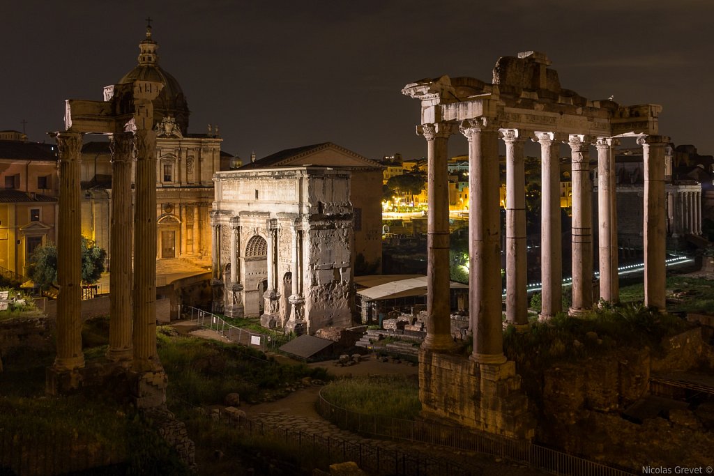 Foro Romano by night